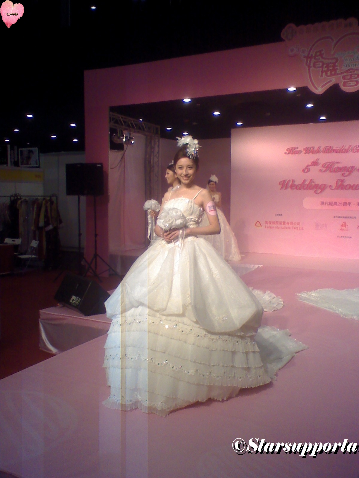 20101009 第5屆婚展會 Hong Kong Wedding Showcase - 現代經典25週年 漫舞輕羽 @ 香港Emax (video)